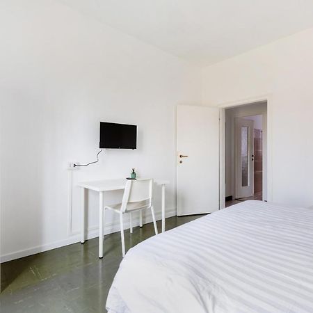 Bonola M1 Bright & Functional Flat Apartment Milan Exterior photo