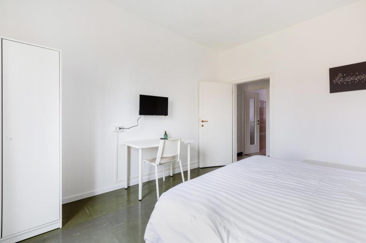 Bonola M1 Bright & Functional Flat Apartment Milan Exterior photo