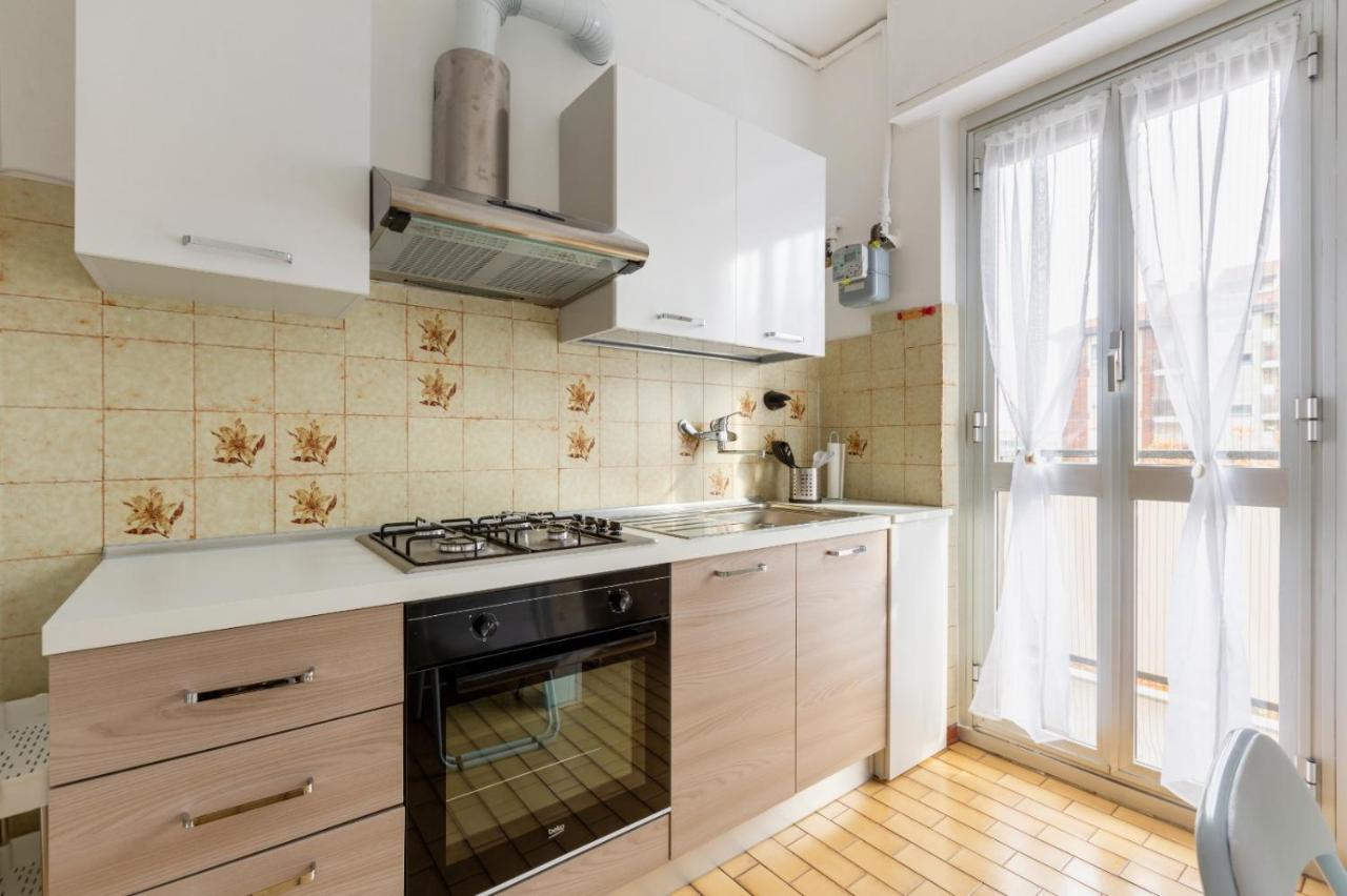 Bonola M1 Bright & Functional Flat Apartment Milan Exterior photo