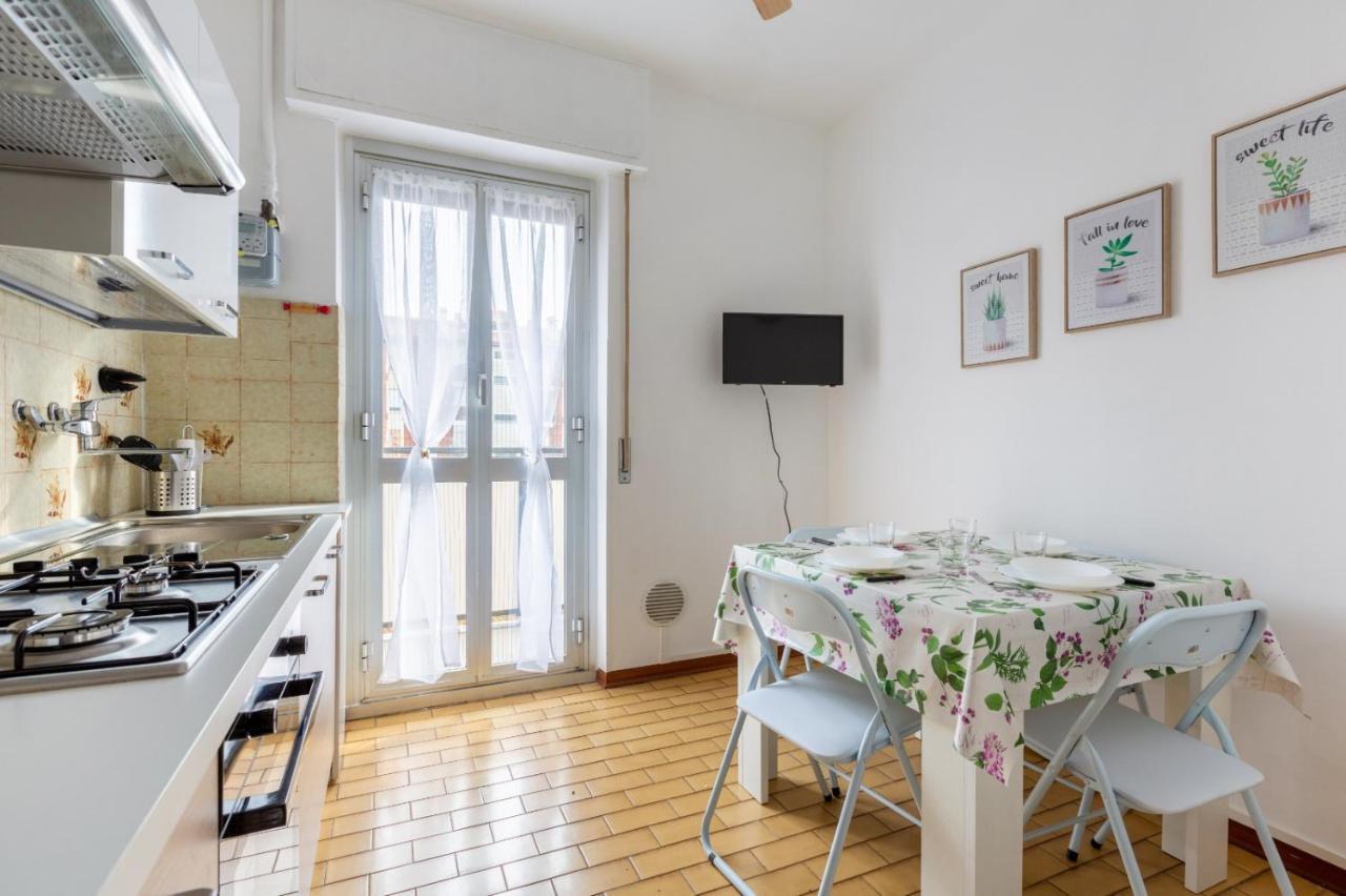 Bonola M1 Bright & Functional Flat Apartment Milan Exterior photo