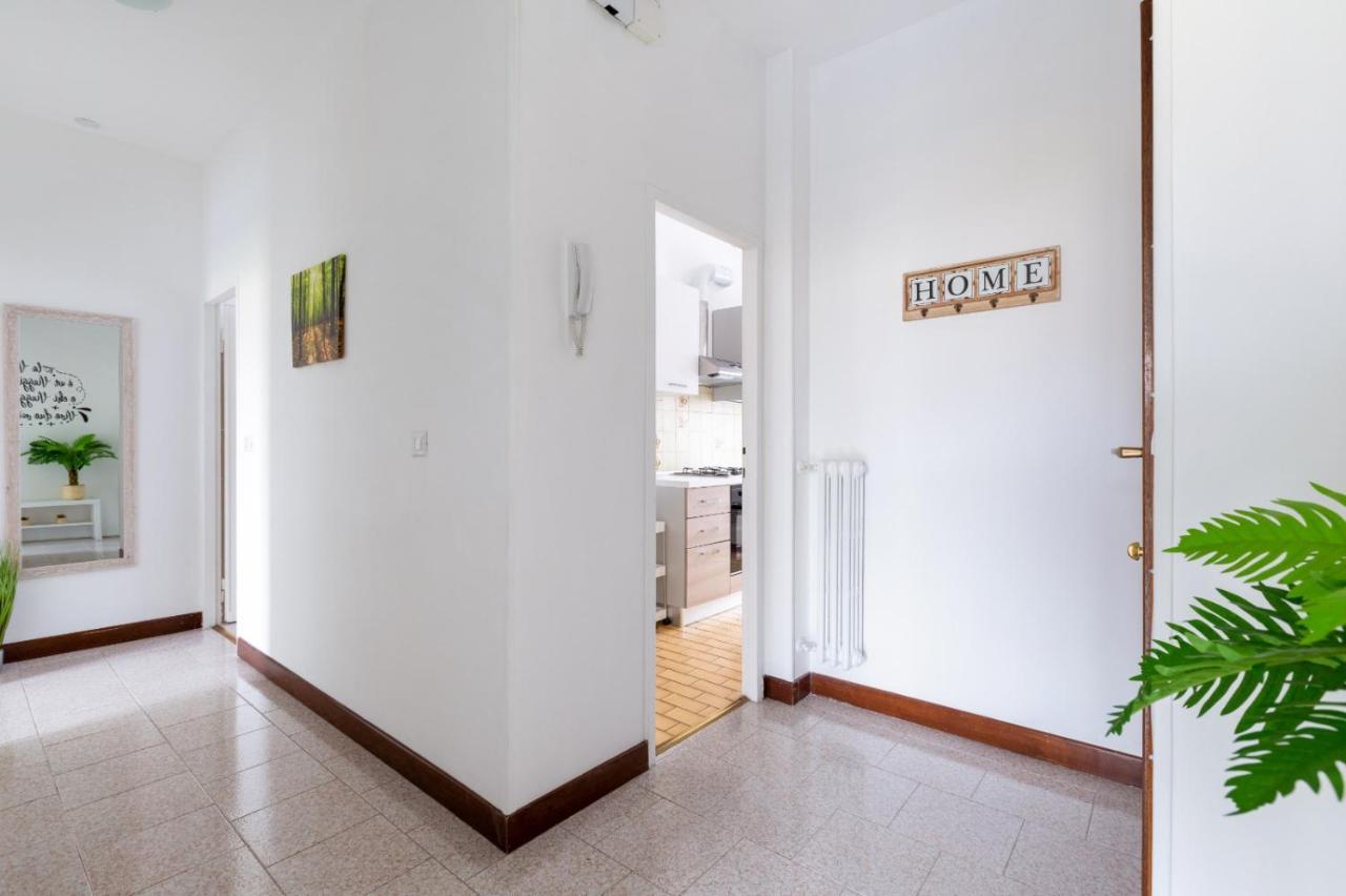 Bonola M1 Bright & Functional Flat Apartment Milan Exterior photo