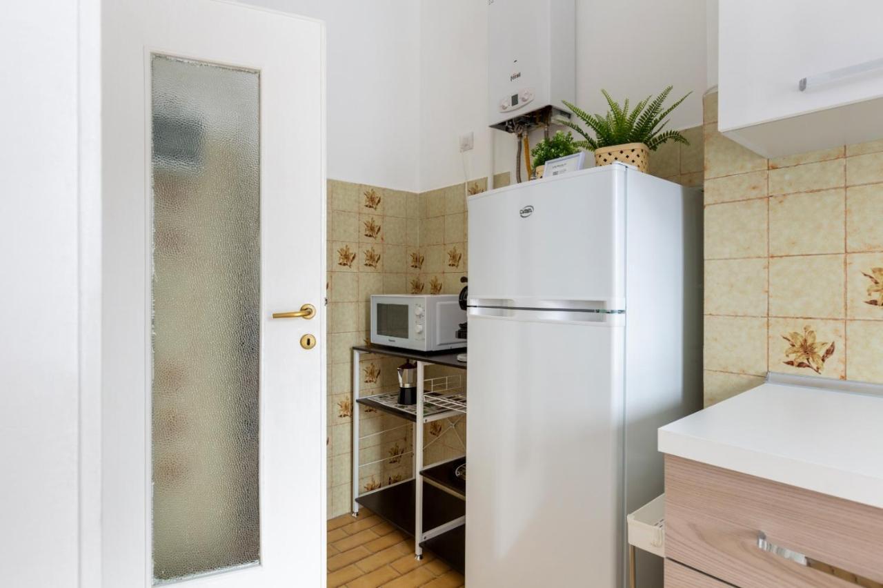 Bonola M1 Bright & Functional Flat Apartment Milan Exterior photo